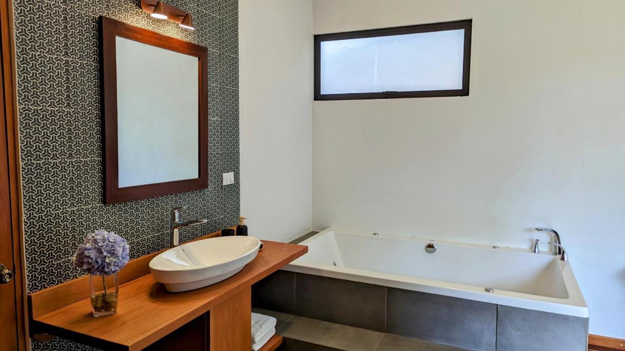 UNFORGETTABLE PLACE,Monteverde Casa Mia near main attractions&town Buitenkant foto