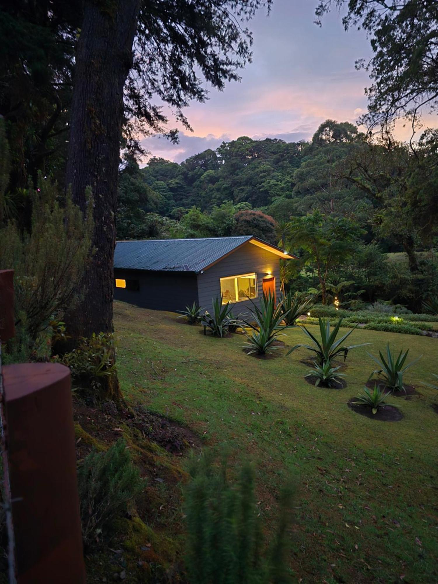 UNFORGETTABLE PLACE,Monteverde Casa Mia near main attractions&town Buitenkant foto
